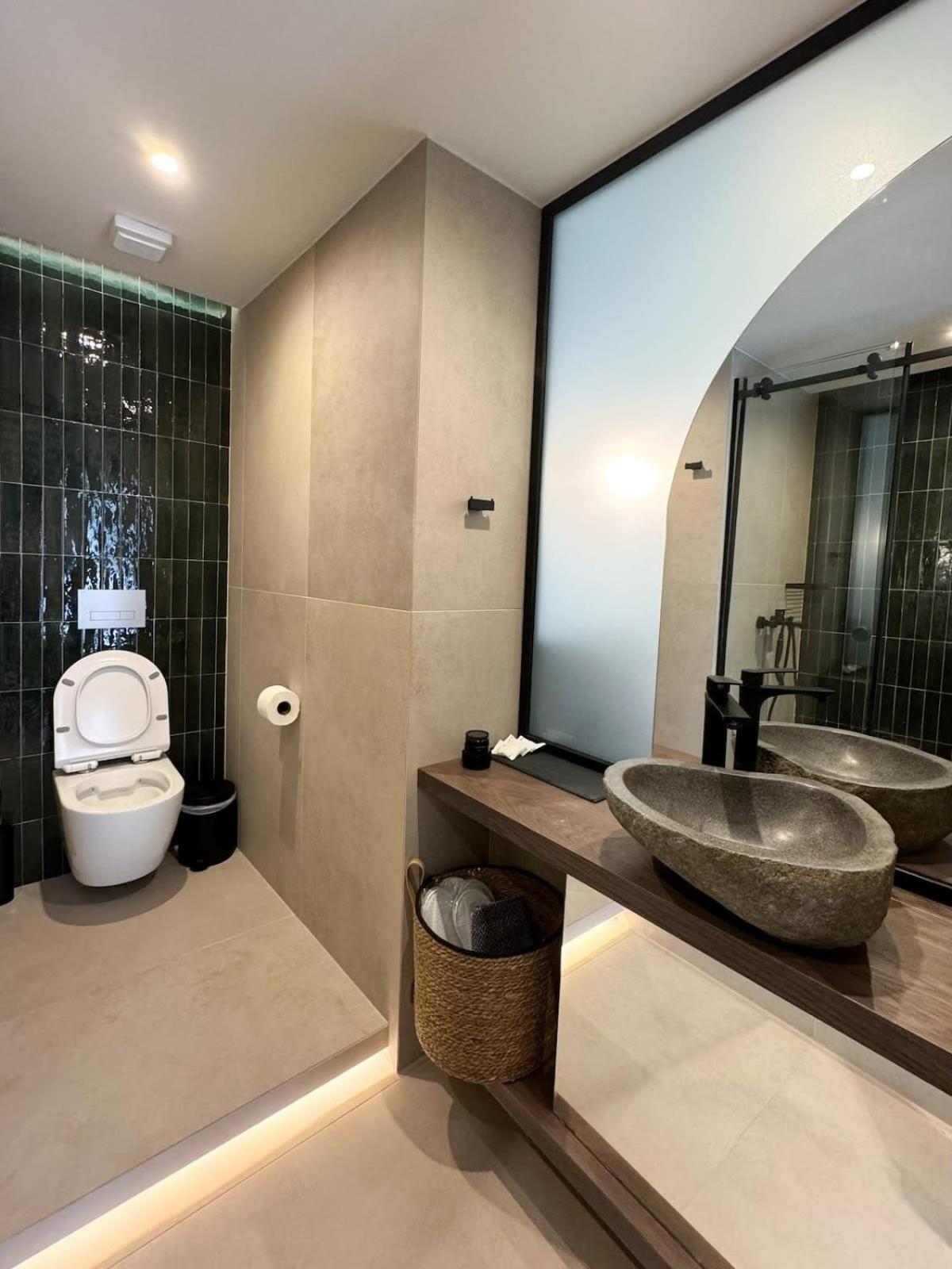 Urban Gem In The Heart Of Naoussa A Stylish Escape Appartement Naousa  Buitenkant foto
